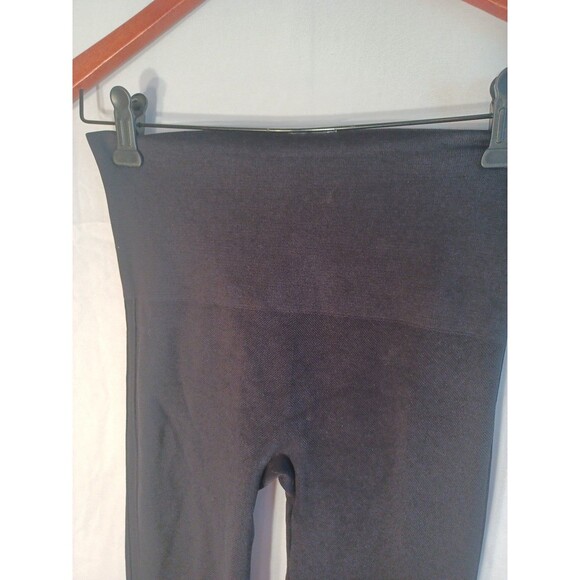 SPANX‎ Leggings - Picture 2 of 6